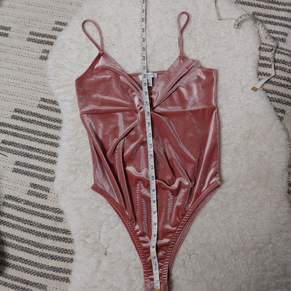 SOLD Topshop pink velvet twist front bodysuit 6 - Picture 12 of 12